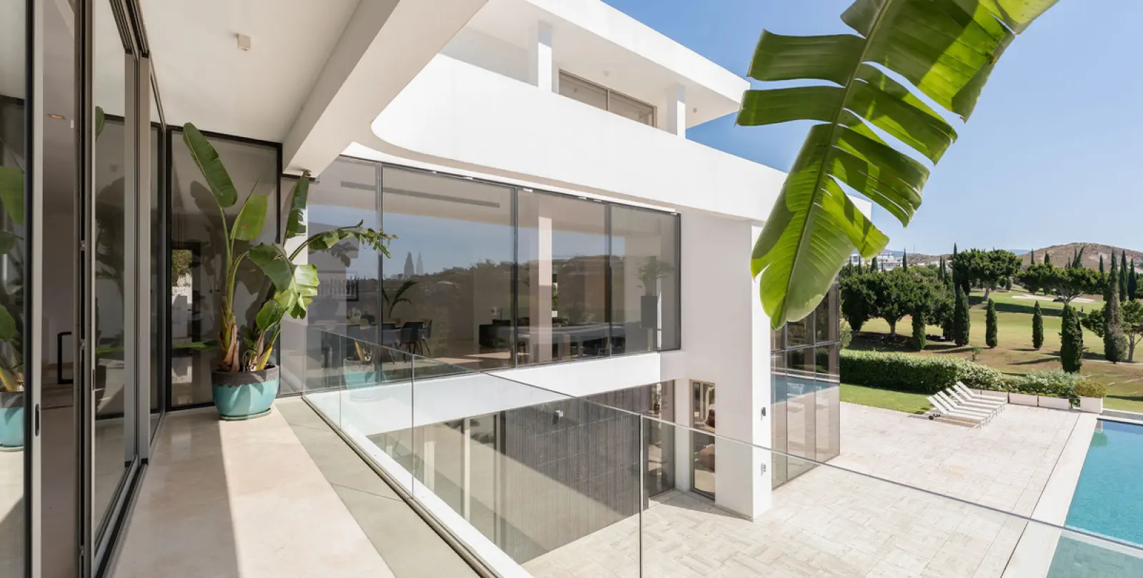 Short-term rent of detached villa in Los Flamingos 58