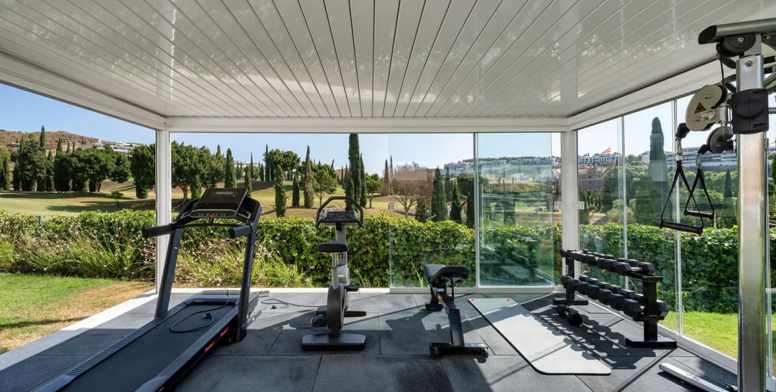 Short-term rent of detached villa in Los Flamingos 18