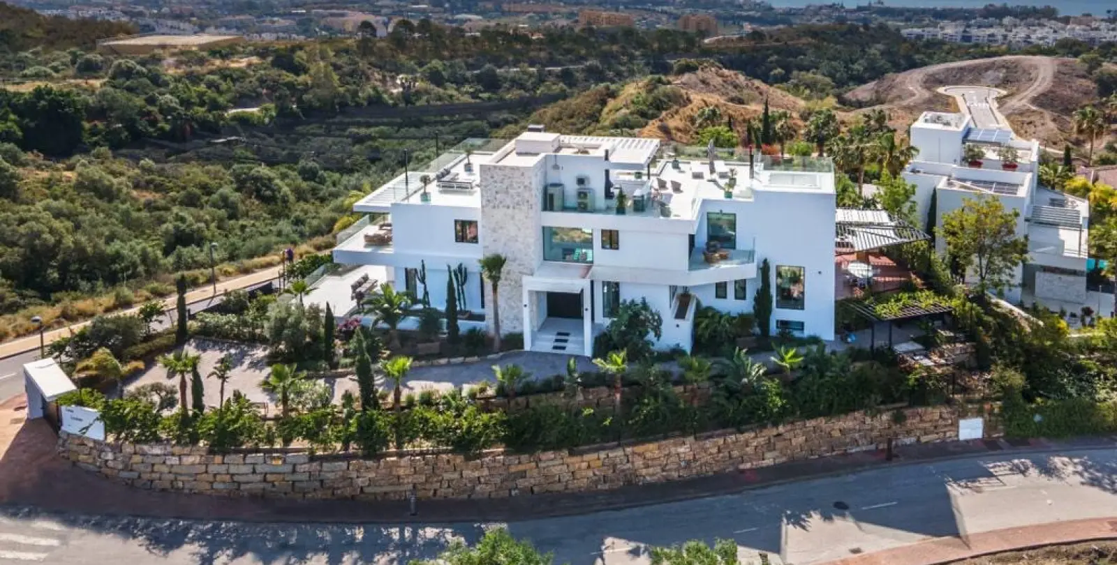 Краткосрочная аренда  отдельно стоящей виллы в Estepona 28