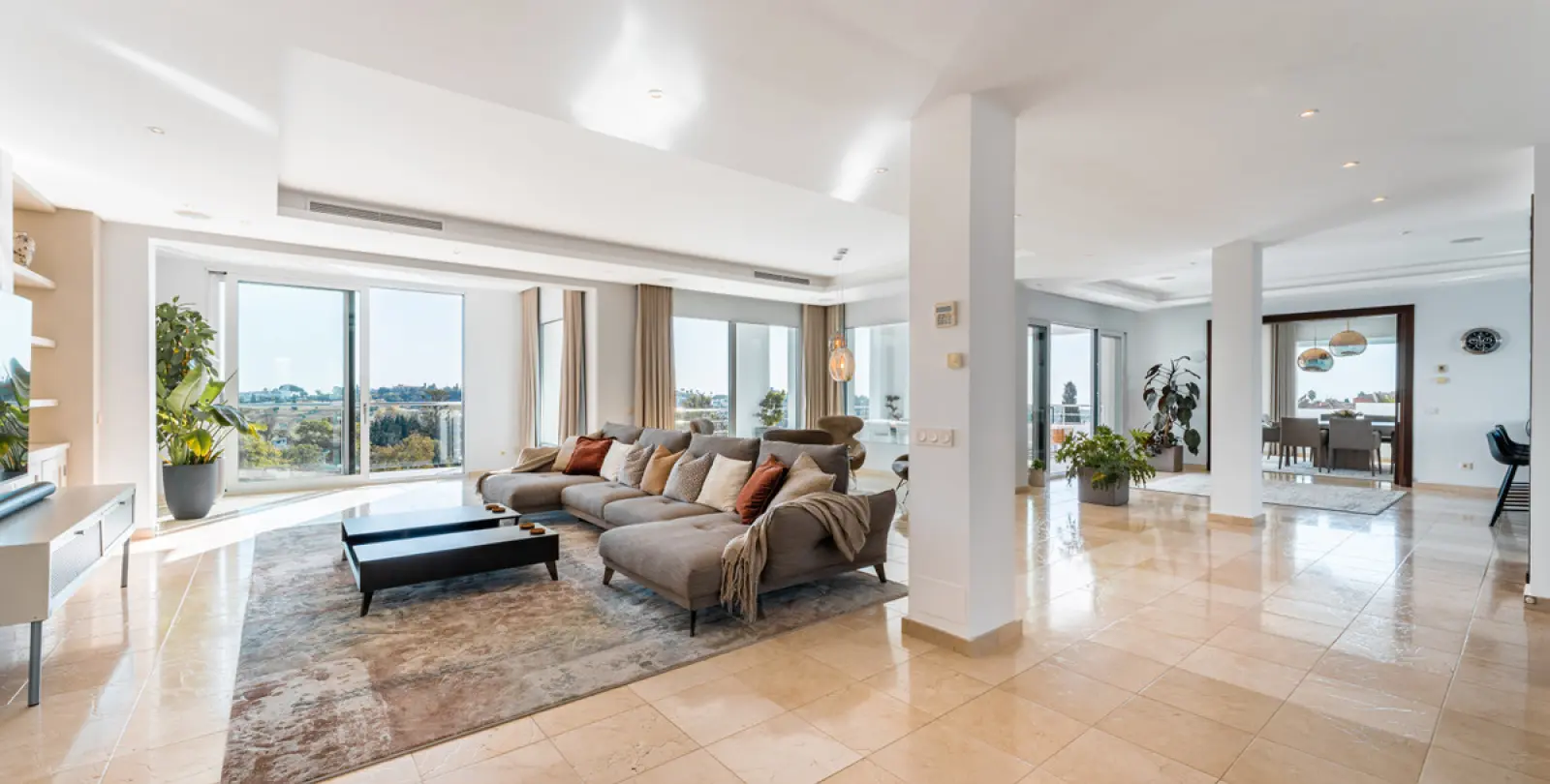 Long-term rent of detached villa in Benahavís 5