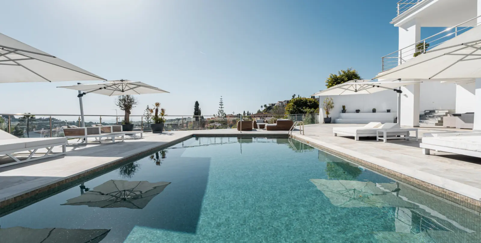 Long-term rent of detached villa in Benahavís 10