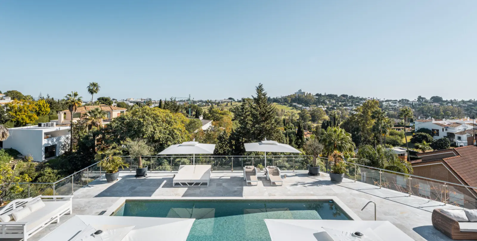 Long-term rent of detached villa in Benahavís 15