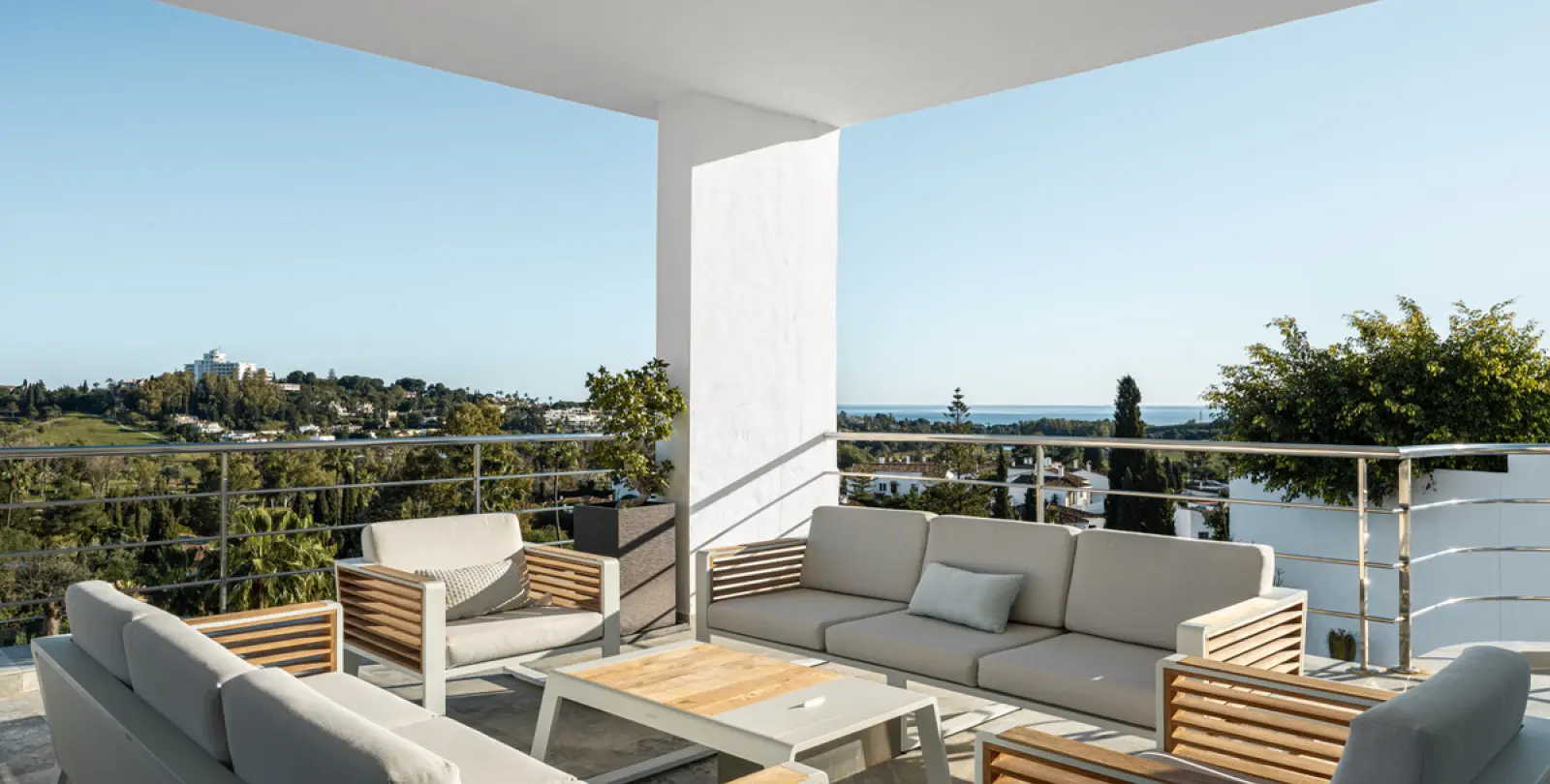 Long-term rent of detached villa in Benahavís 18