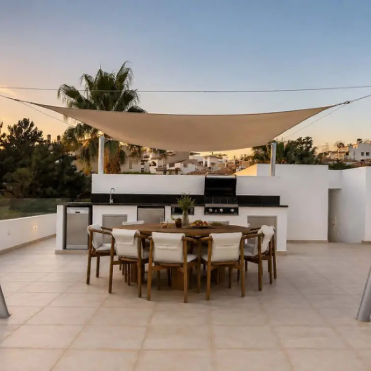 Краткосрочная аренда  отдельно стоящей виллы в Estepona