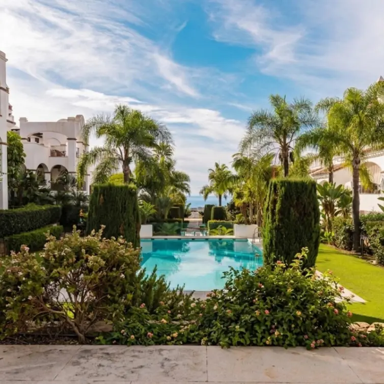 Long-term rent of ground floor apartment in Sierra Blanca