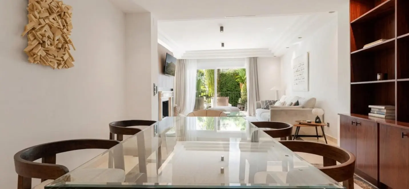 Long-term rent of ground floor apartment in Sierra Blanca 4