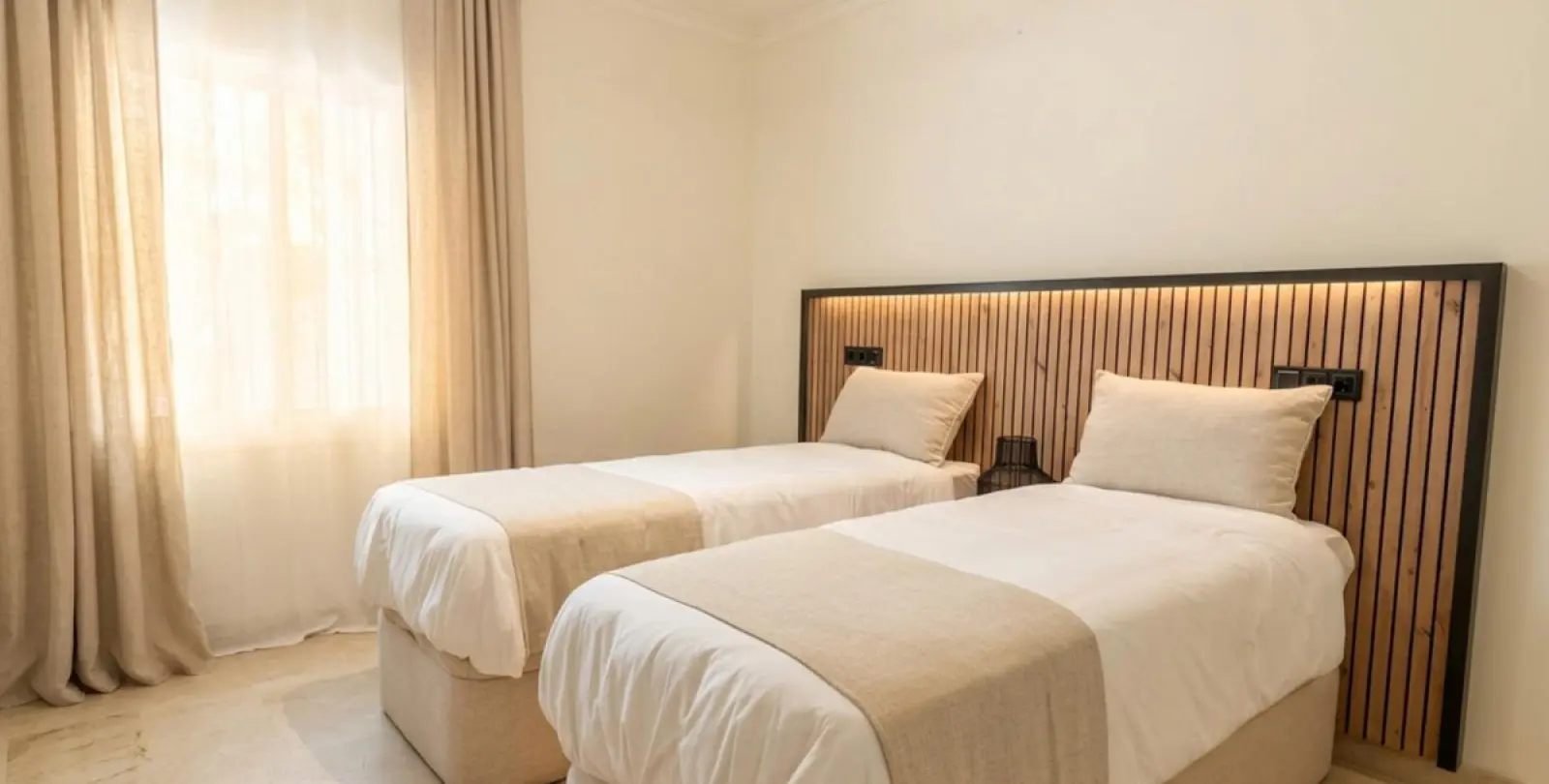 Long-term rent of ground floor apartment in Sierra Blanca 8