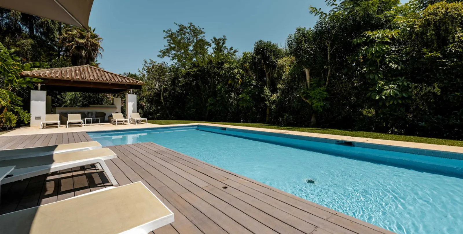 Short-term rent of detached villa in The Golden Mile 26