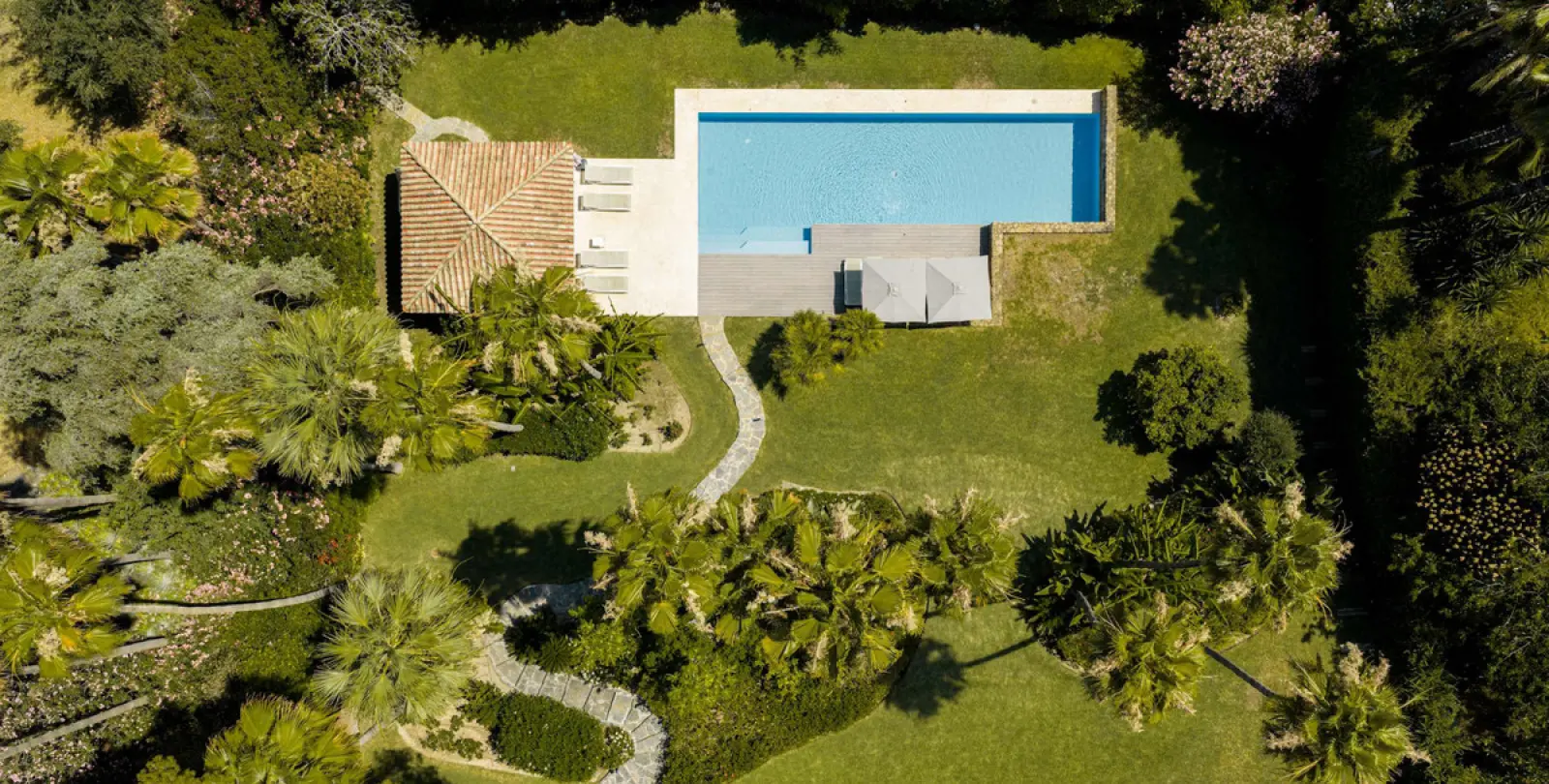 Short-term rent of detached villa in The Golden Mile 29