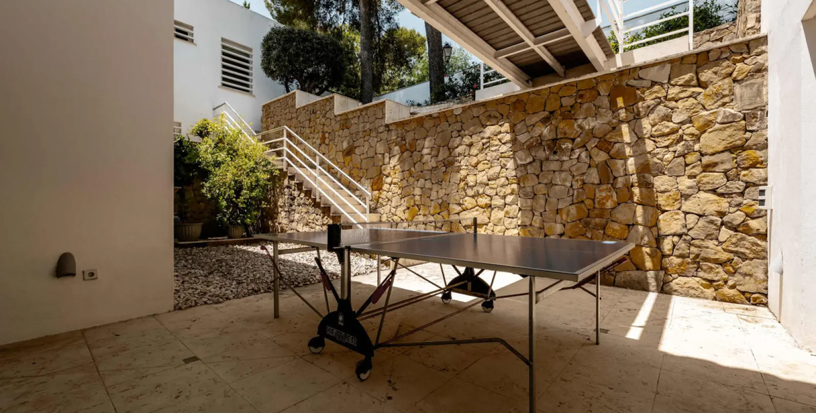 Short-term rent of detached villa in The Golden Mile 51