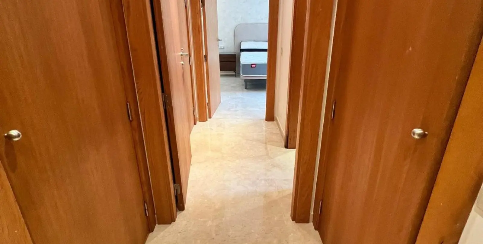 Long-term rent of middle floor apartment in The Golden Mile 11