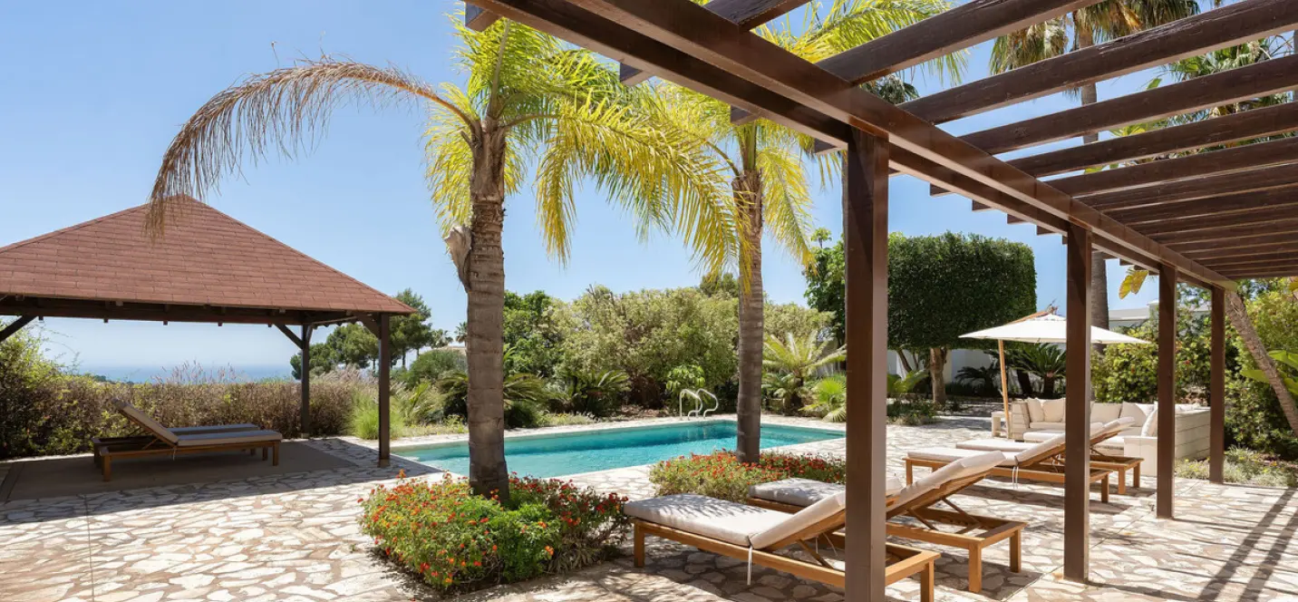 Short-term rent of detached villa in Benahavís 2