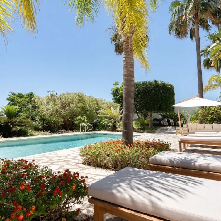 Long-term rent of detached villa in Benahavís