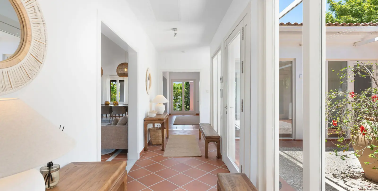 Short-term rent of detached villa in Benahavís 18