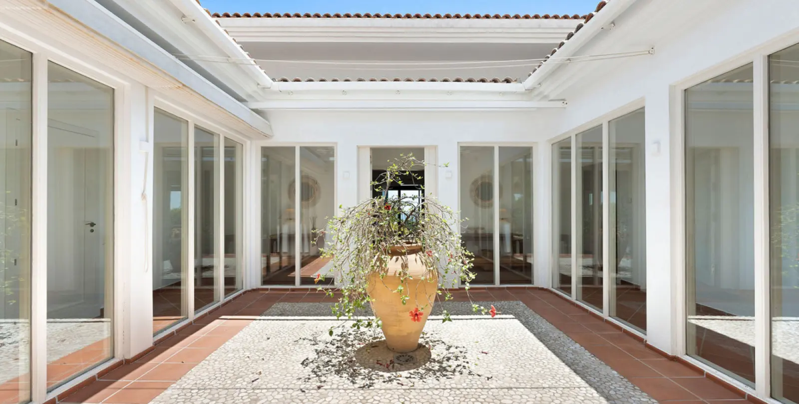 Short-term rent of detached villa in Benahavís 20