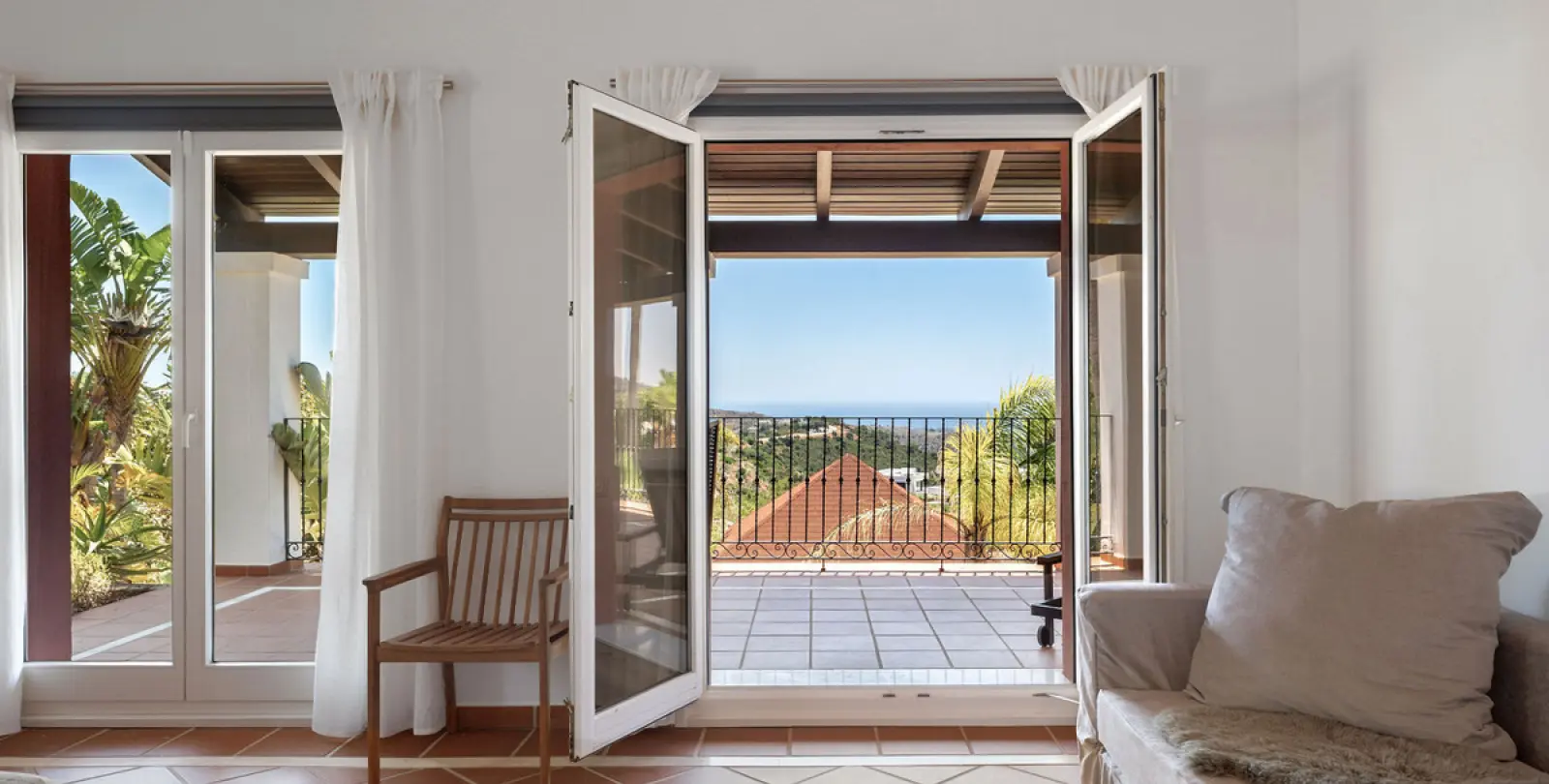 Short-term rent of detached villa in Benahavís 22