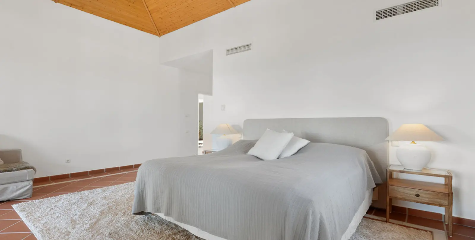 Short-term rent of detached villa in Benahavís 23