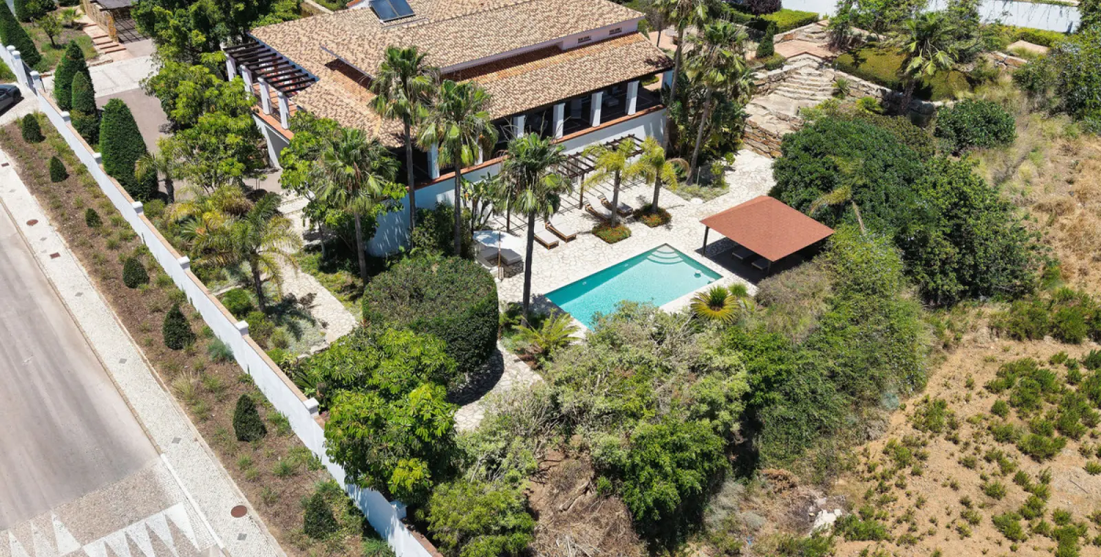 Short-term rent of detached villa in Benahavís 74