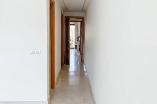 Image 9 thumb
