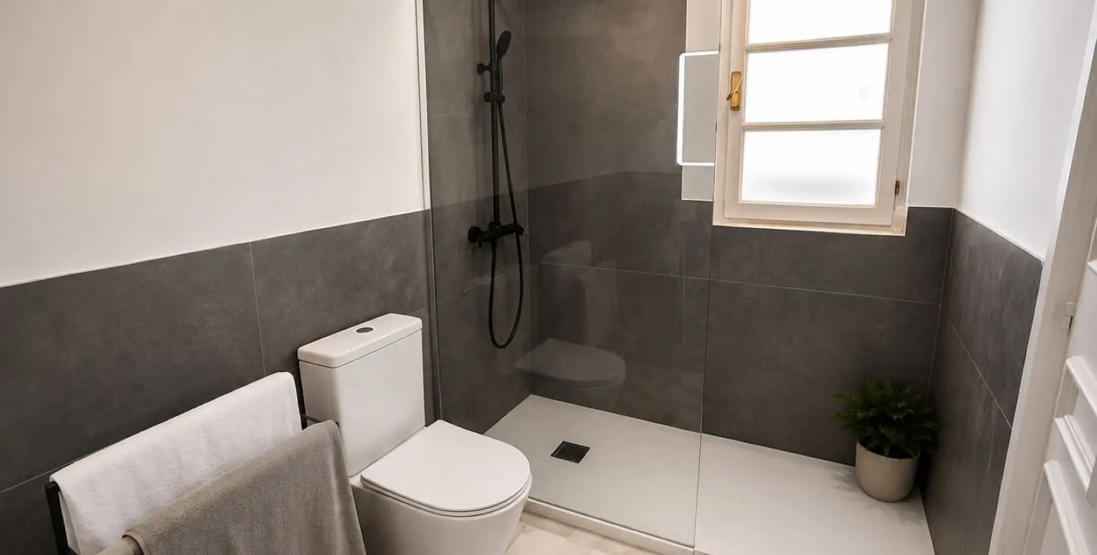 Venta de apartamento en planta media en Benahavís 11