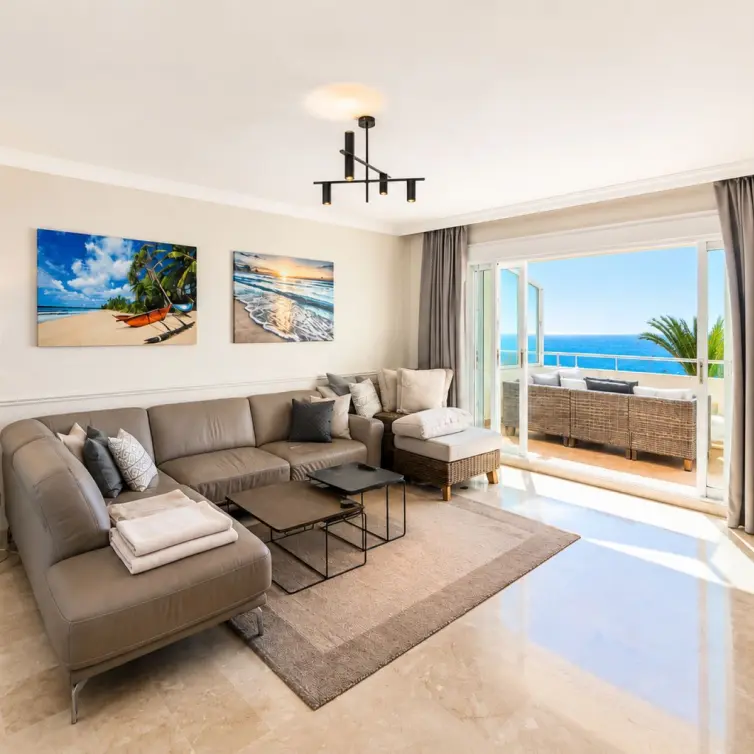 Продажа пентхауса в Estepona