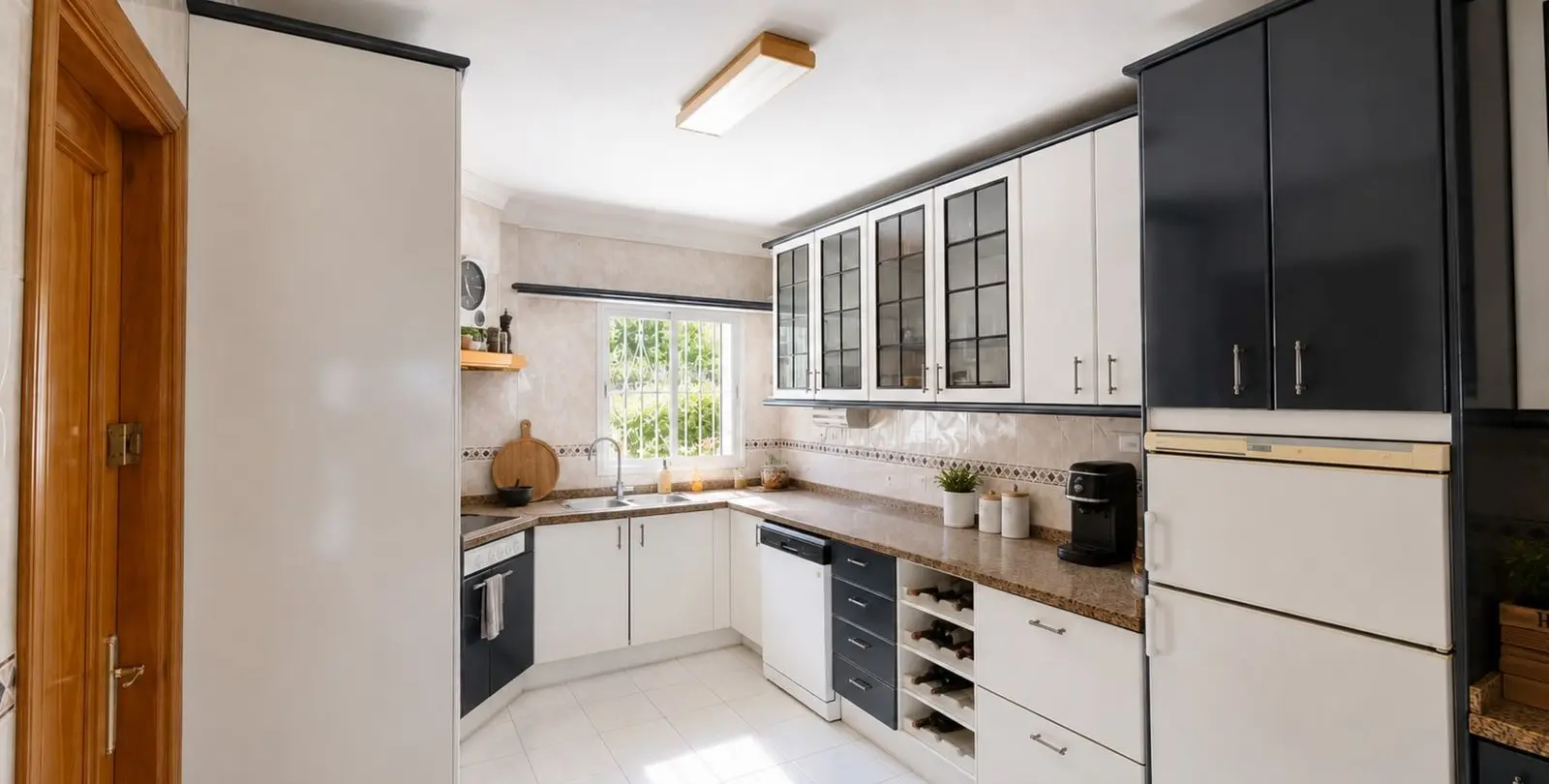 Venta de villa independiente en Estepona 16