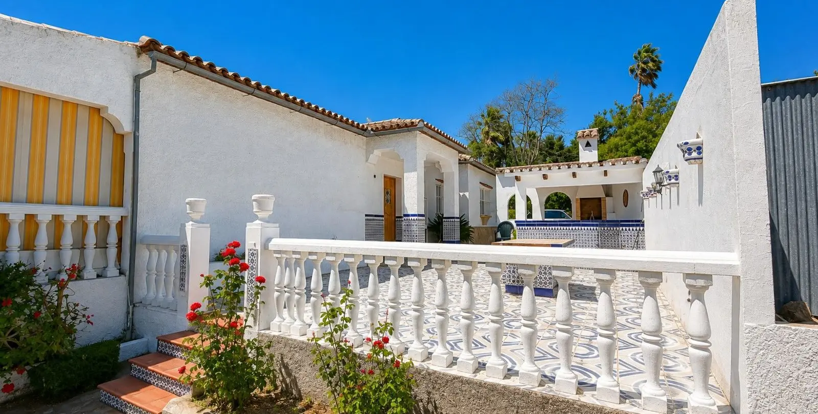 Venta de villa independiente en Estepona 20