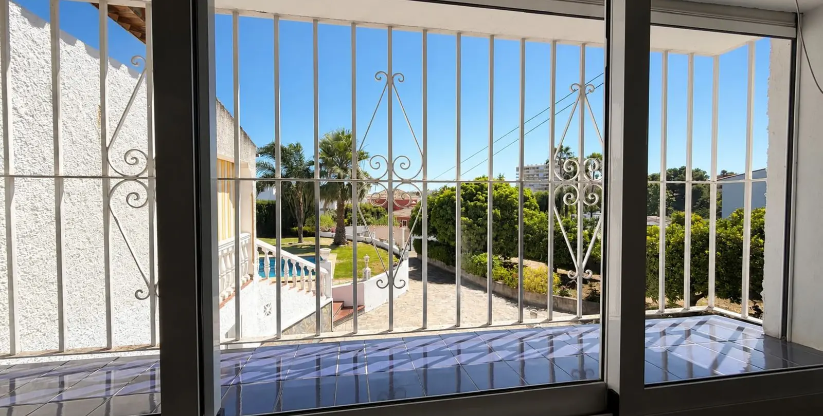 Venta de villa independiente en Estepona 22