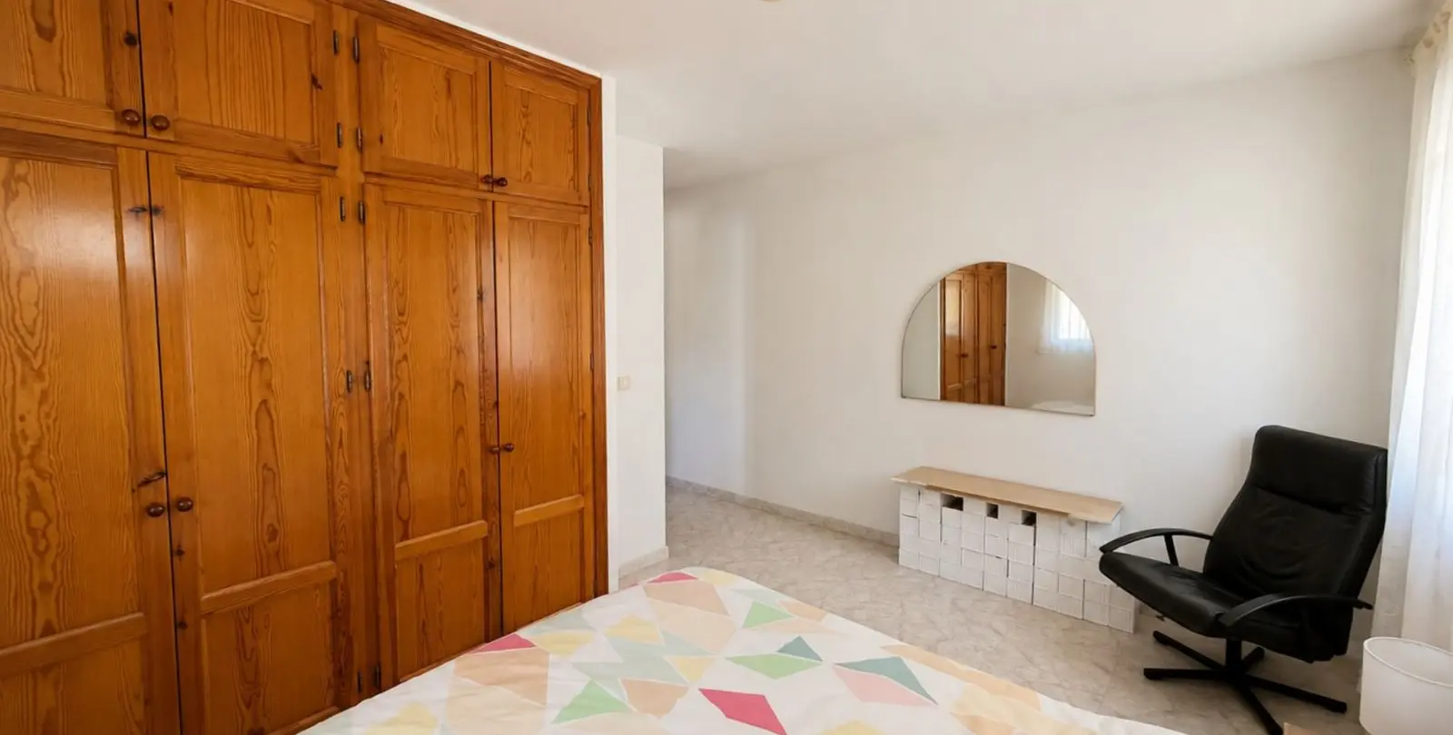 Venta de villa independiente en Estepona 28