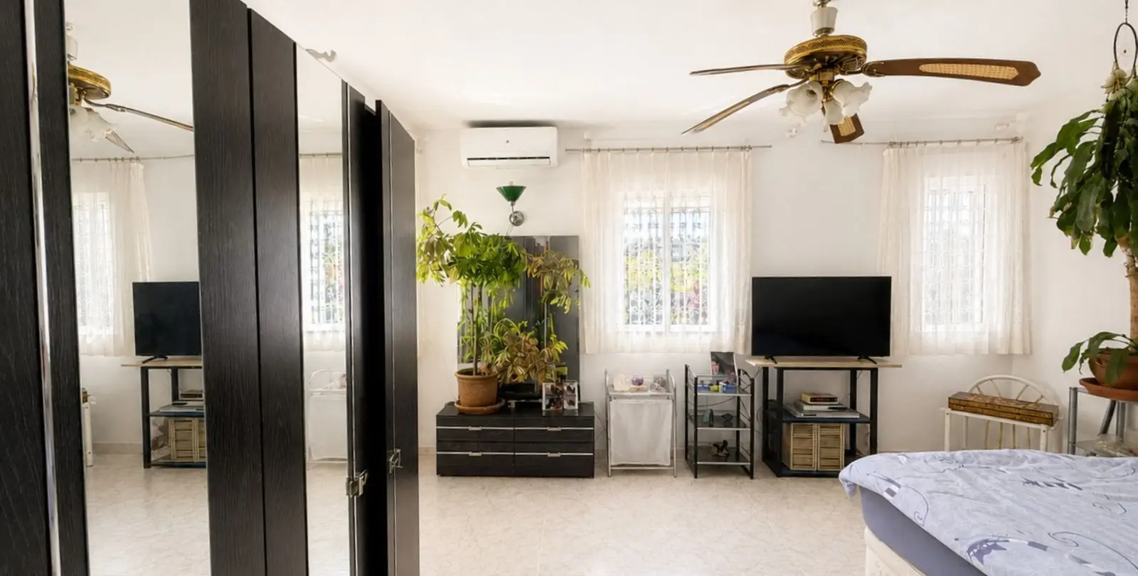 Venta de villa independiente en Estepona 29