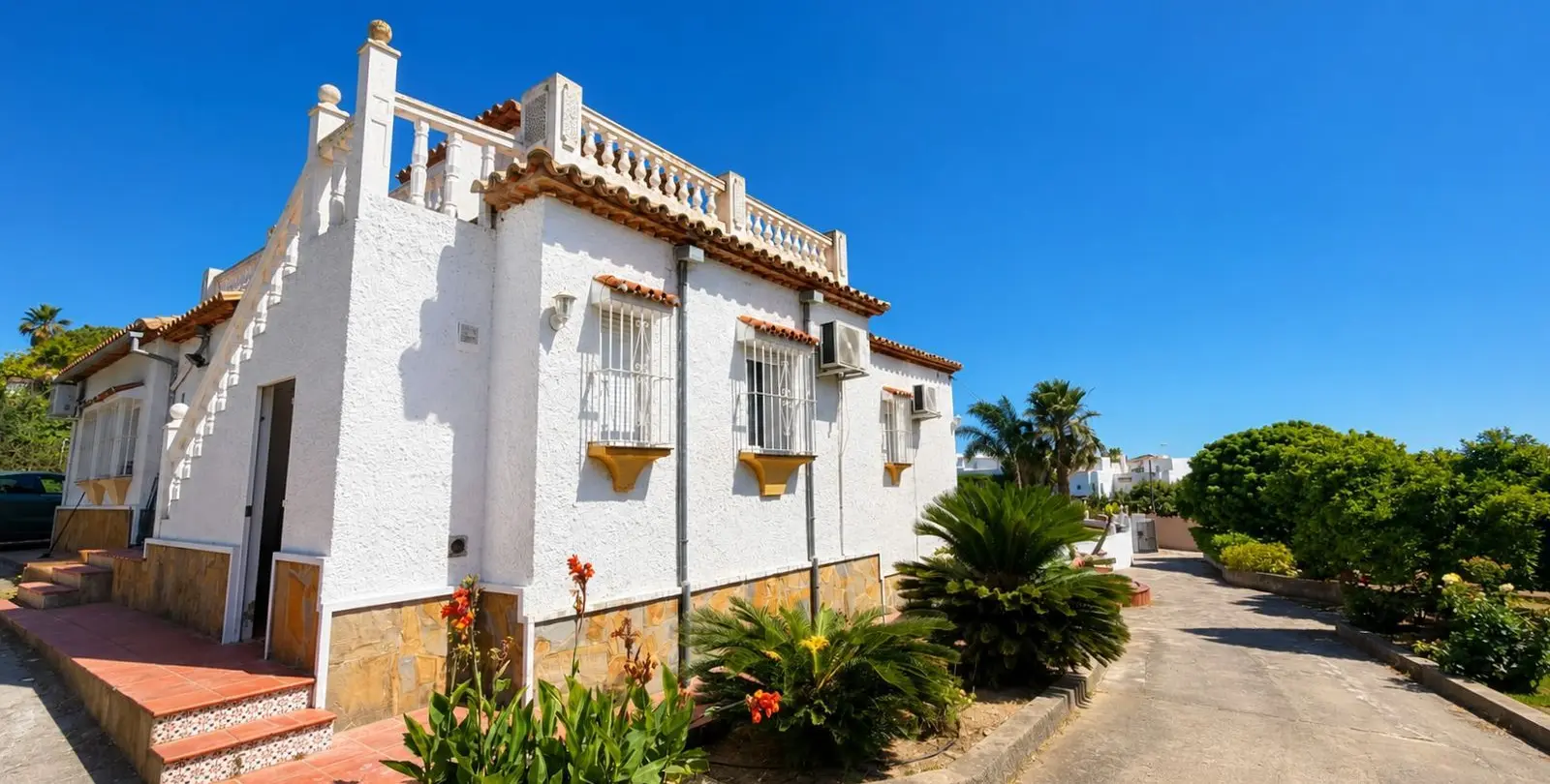Venta de villa independiente en Estepona 44