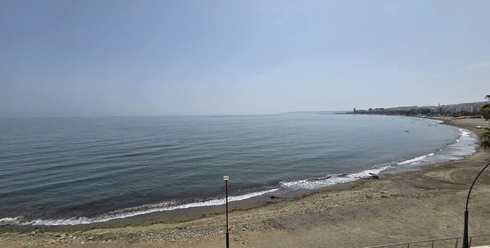Venta de local comercial en Estepona 1