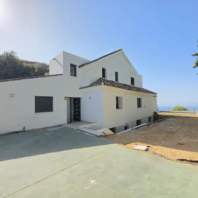 Venta de casa pareada en Ojén