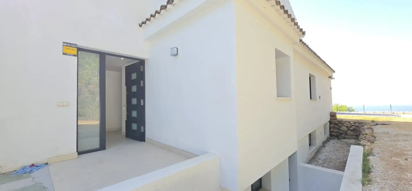 Venta de casa pareada en Ojén 2