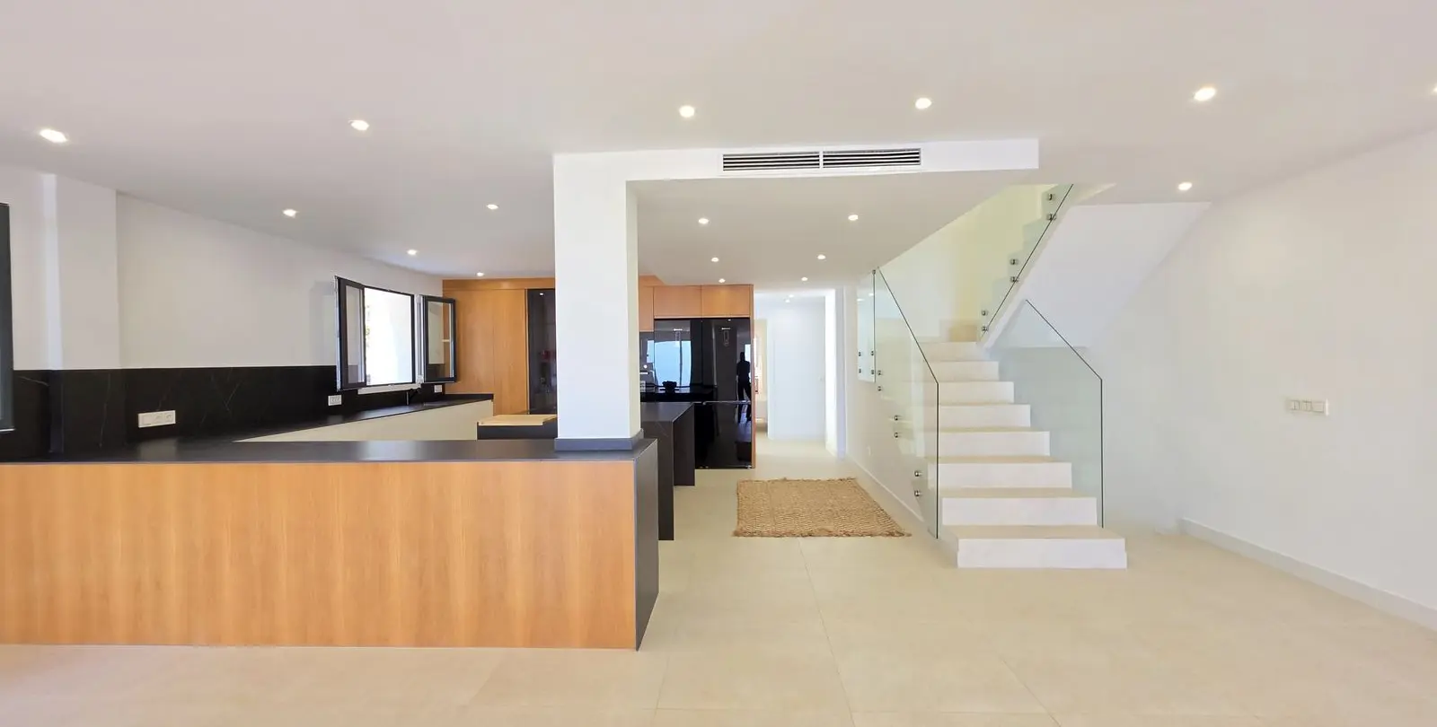 Venta de casa pareada en Ojén 13