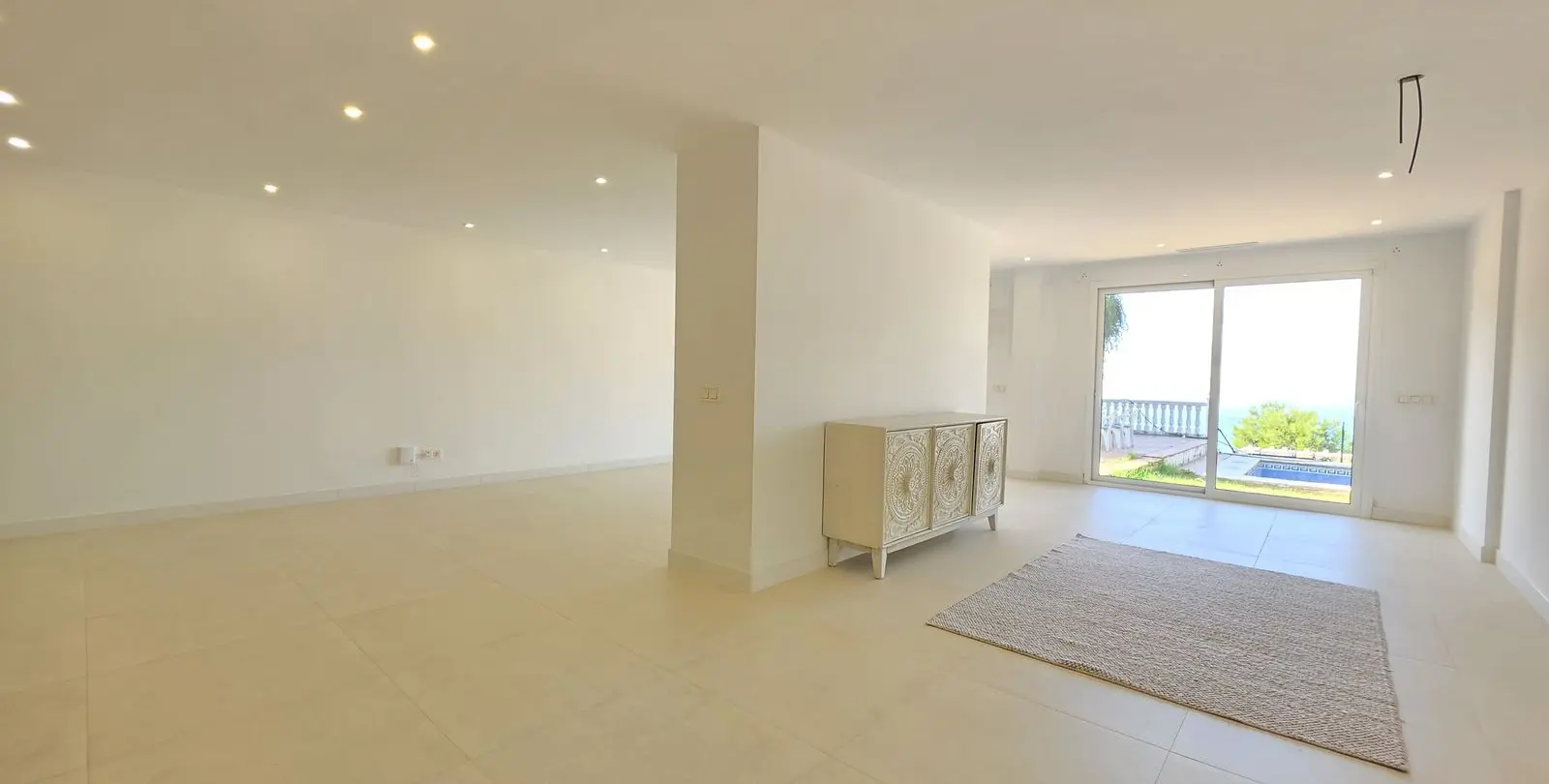 Venta de casa pareada en Ojén 16
