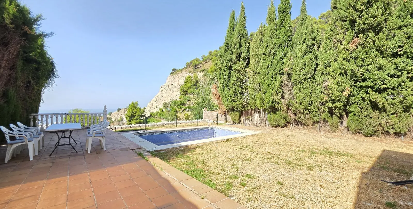 Venta de casa pareada en Ojén 19