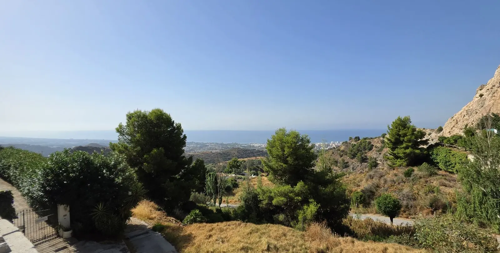 Venta de casa pareada en Ojén 22