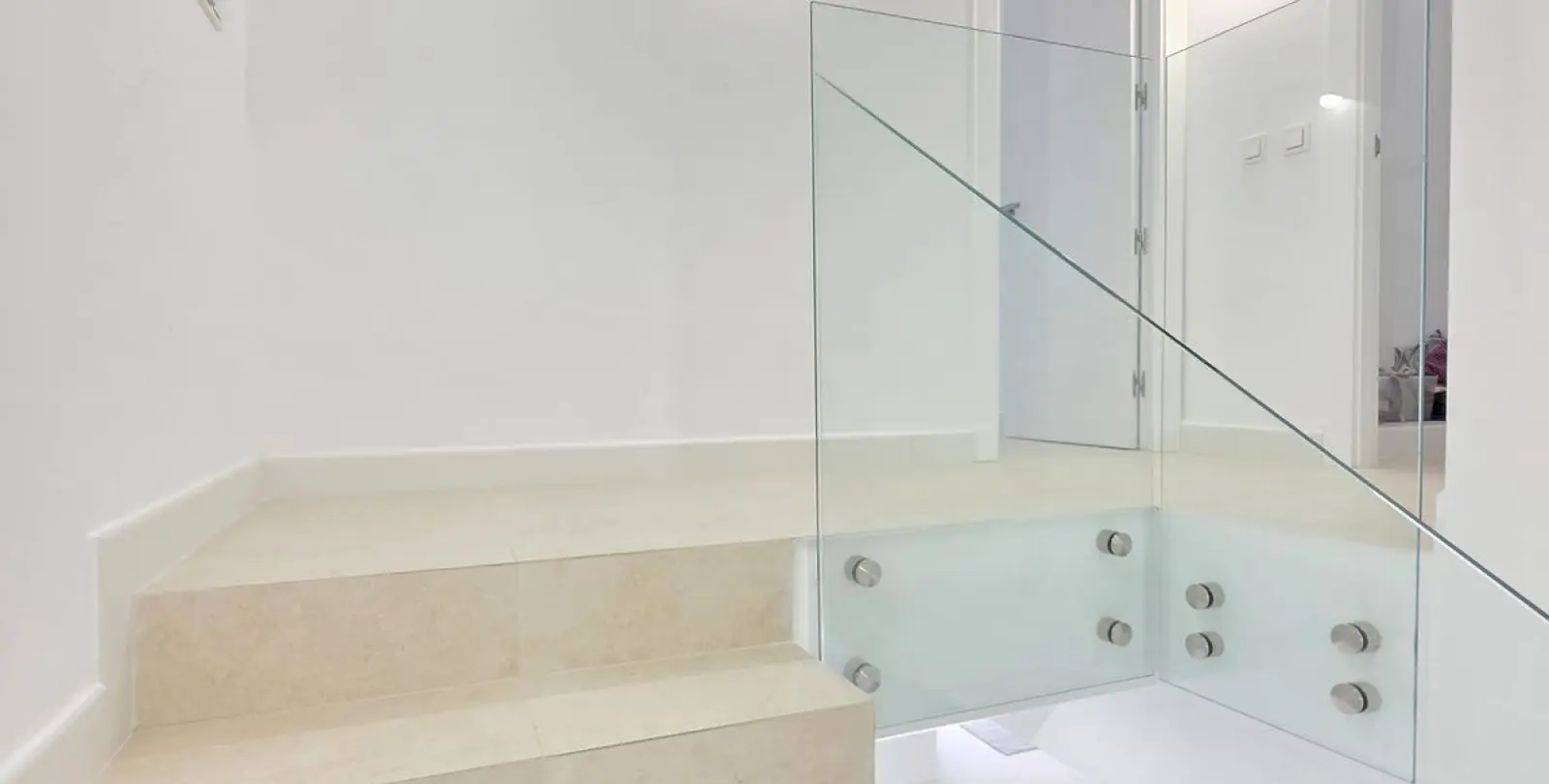 Venta de casa pareada en Ojén 29