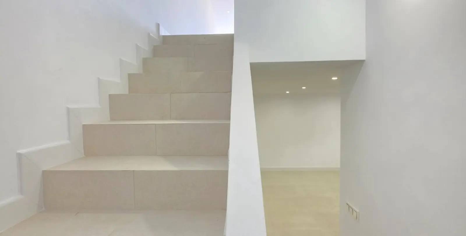 Venta de casa pareada en Ojén 43