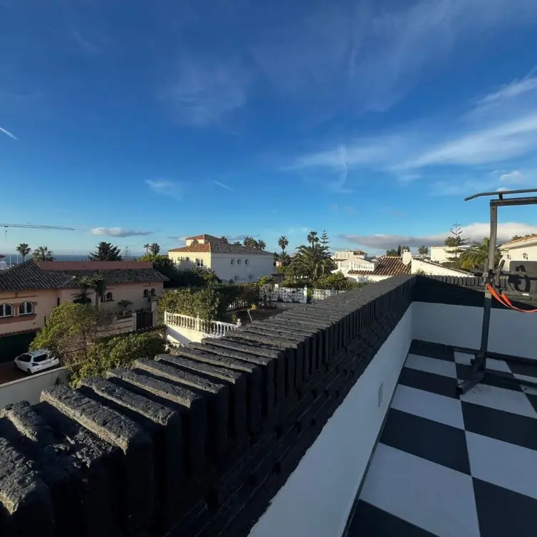 Venta de villa independiente en Las Farolas