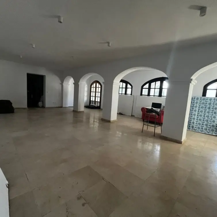 Venta de villa independiente en Las Farolas