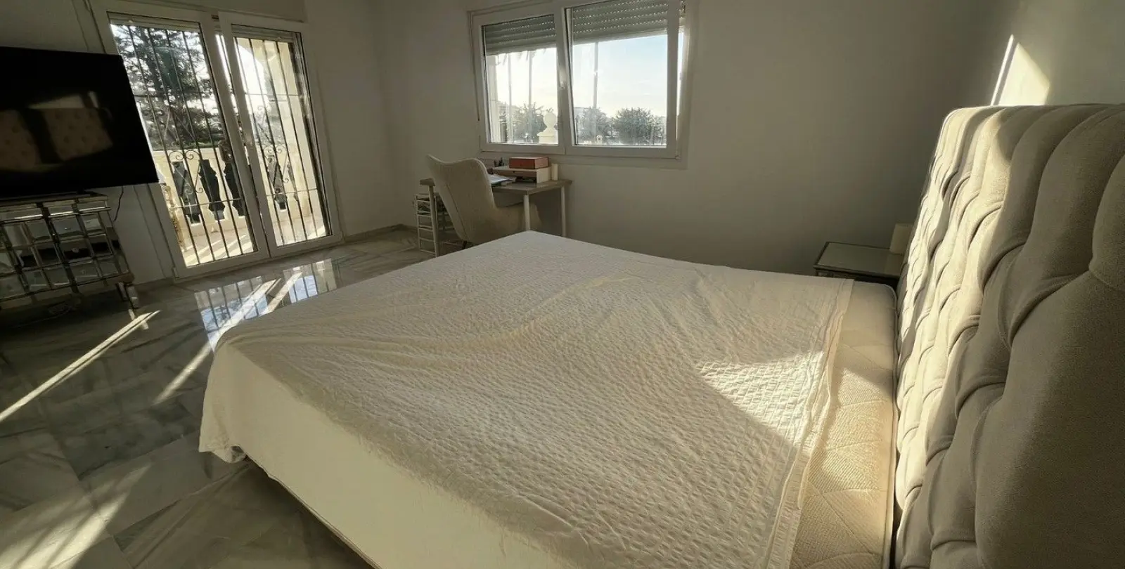 Venta de villa independiente en Las Farolas 24