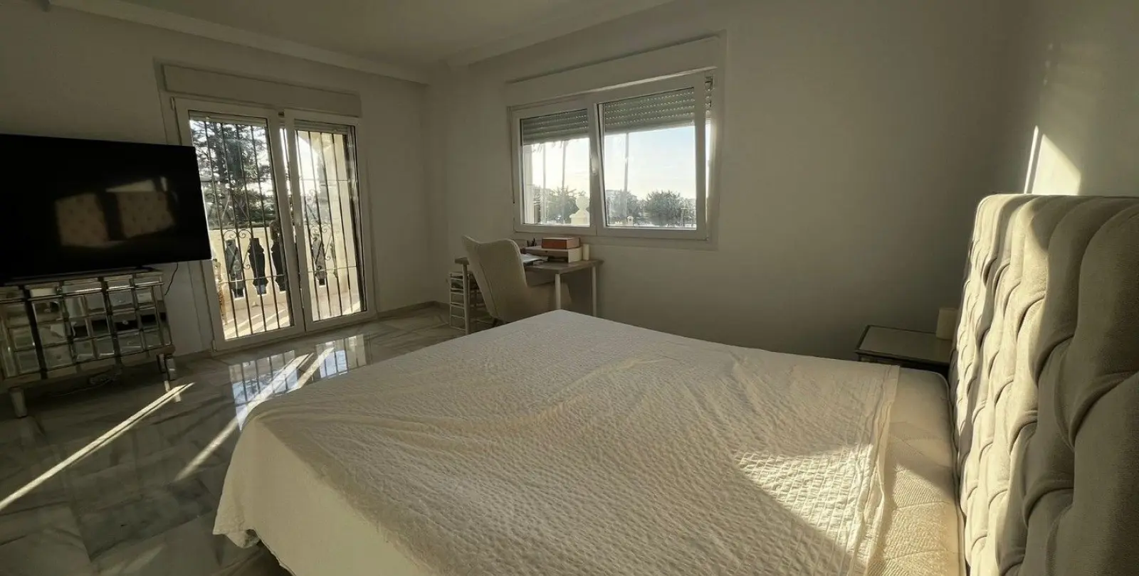 Venta de villa independiente en Las Farolas 27