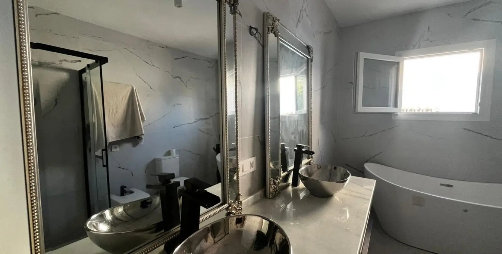 Venta de villa independiente en Las Farolas 29