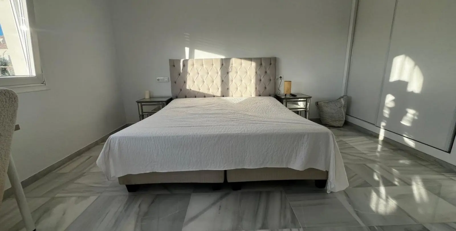 Venta de villa independiente en Las Farolas 30