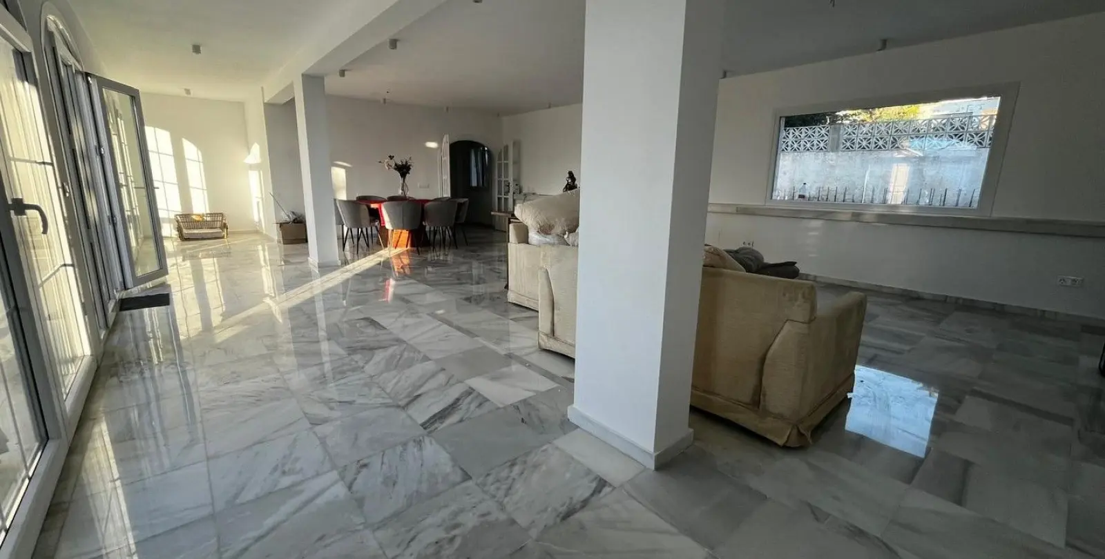 Venta de villa independiente en Las Farolas 45