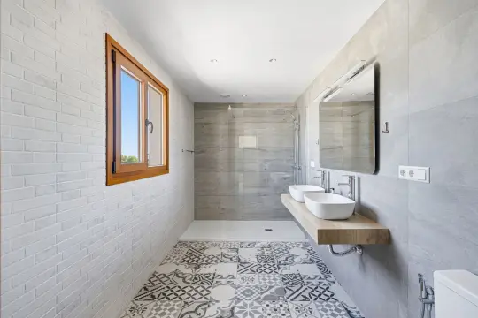 Image 9 thumb