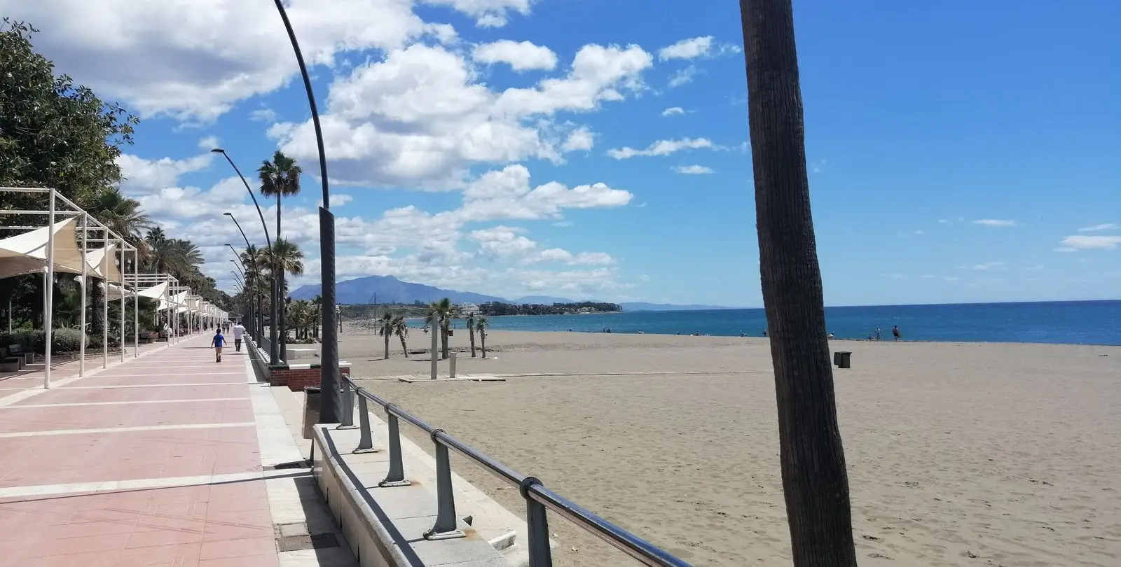 Продажа пентхауса в Estepona 12