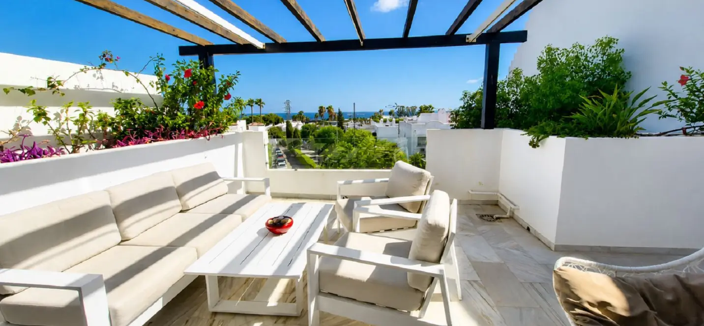 Sale of middle floor apartment in Bel Air 0